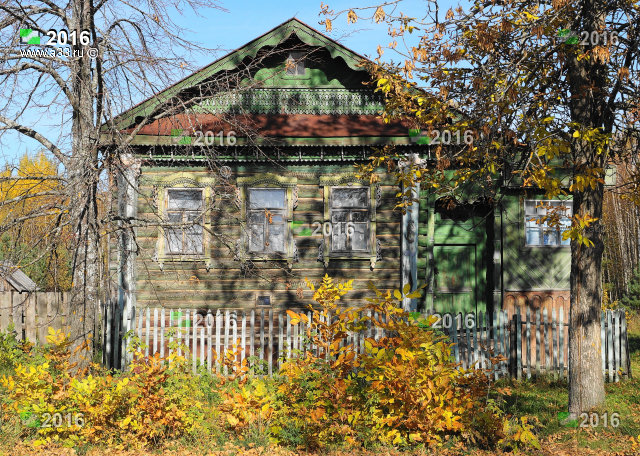 Дом на краю деревни Некрасово Селивановского района Владимирской области 2016