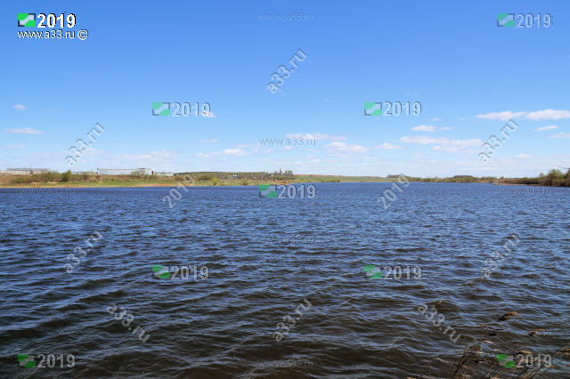 Водохранилище с промышленным производством пресноводной рыбы на реке Вежболовка