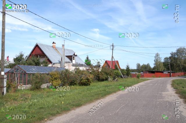 Дом 14 угловой в центре деревни Танковижа Собинского района Владимирской области