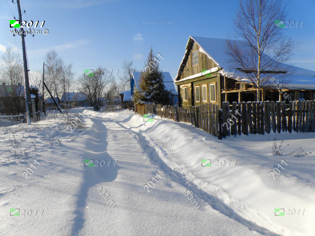 Типичная архитектура жилой застройки деревни Костино Судогодского района Владимирской области