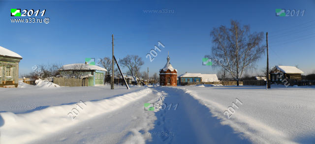 Центр деревни Костино Судогодского района Владимирской области с православной часовней Илии Пророка
