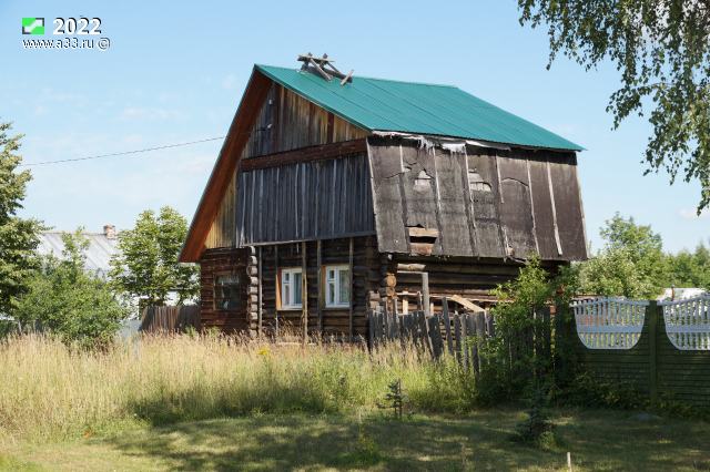 2022 Дом 52 в процессе реконструкции; деревня Мичурино Судогодского района Владимирской области