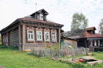общий вид дома 9 в деревне Нижняя Занинка Судогодского района Владимирской области
