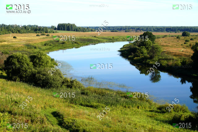 Река Нерль у села Абакумлево Суздальского района Владимирской области