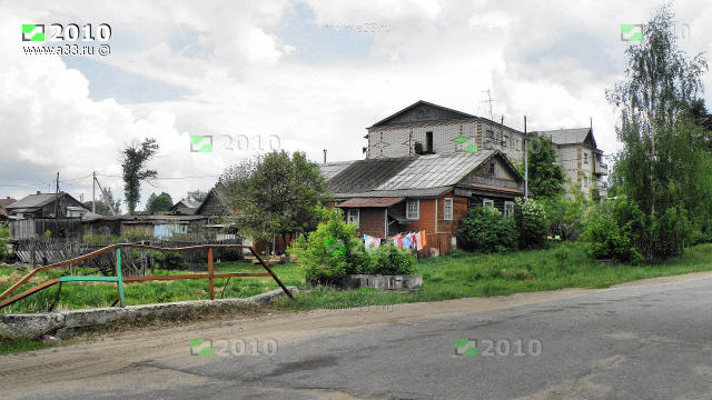 Фабричный переулок нечётная сторона домов деревня Буторлино Вязниковского района Владимирской области