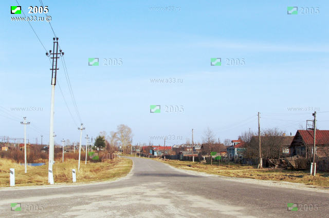 Посёлок при железнодорожной станции Мстёра Вязниковского района Владимирской области фотография от железнодорожного переезда
