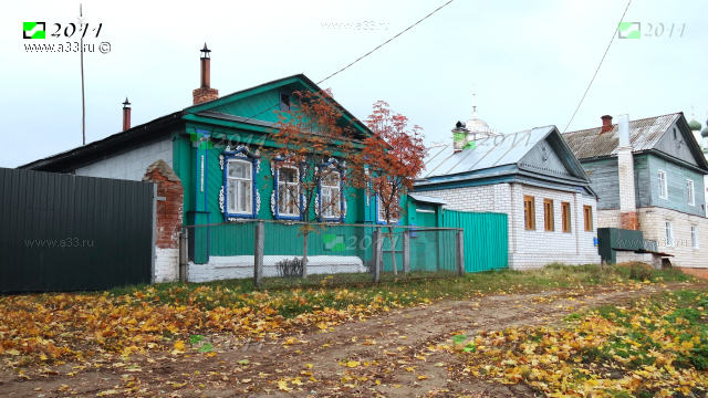 Улица 1-я Набережная в посёлке Мстёра Вязниковского района Владимирской области в районе первых домов
