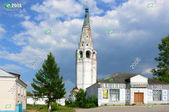 Колокольня Никольской церкви в посёлке Никологоры Вязниковского района Владимирской области