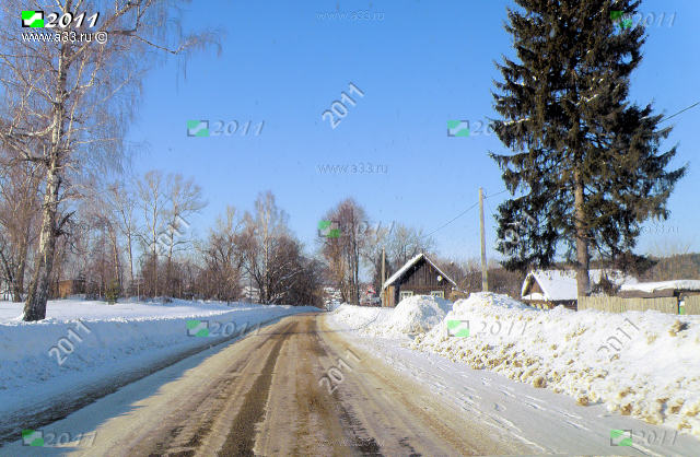 Улица въезда в Сарыево Вязниковского района Владимирской области называется улица Механизаторов