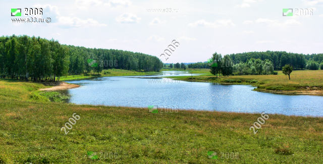 Панорама реки Сураж в окрестностях посёлка Сергиевы-Горки Вязниковского района Владимирской области