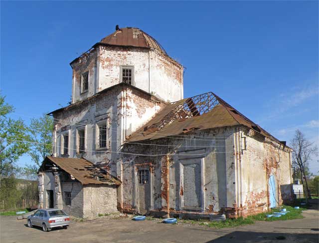 2011 церковь иконы Божией Матери Казанская до ремонта посёлок Лежнёво Лежнёвского района Ивановской области